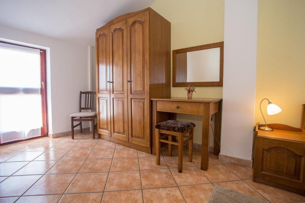 Apartment Nini Poreč Exterior foto